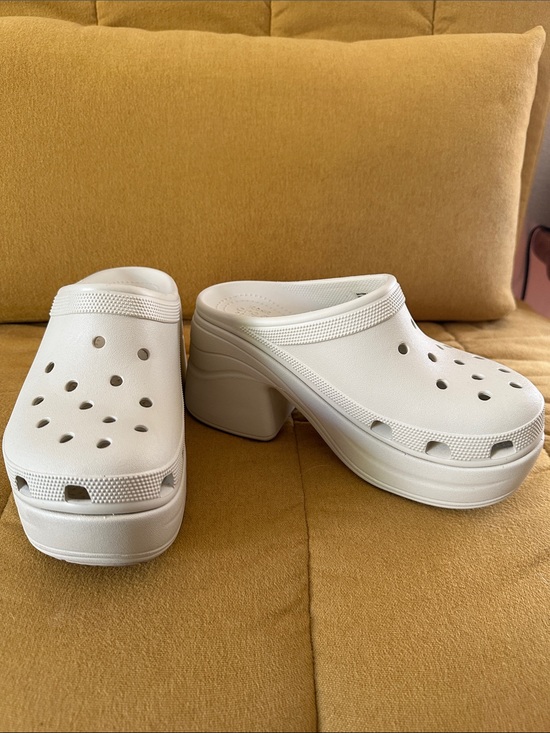CROCS Shoes - CROCS Bone White Platform Clog Slip-On